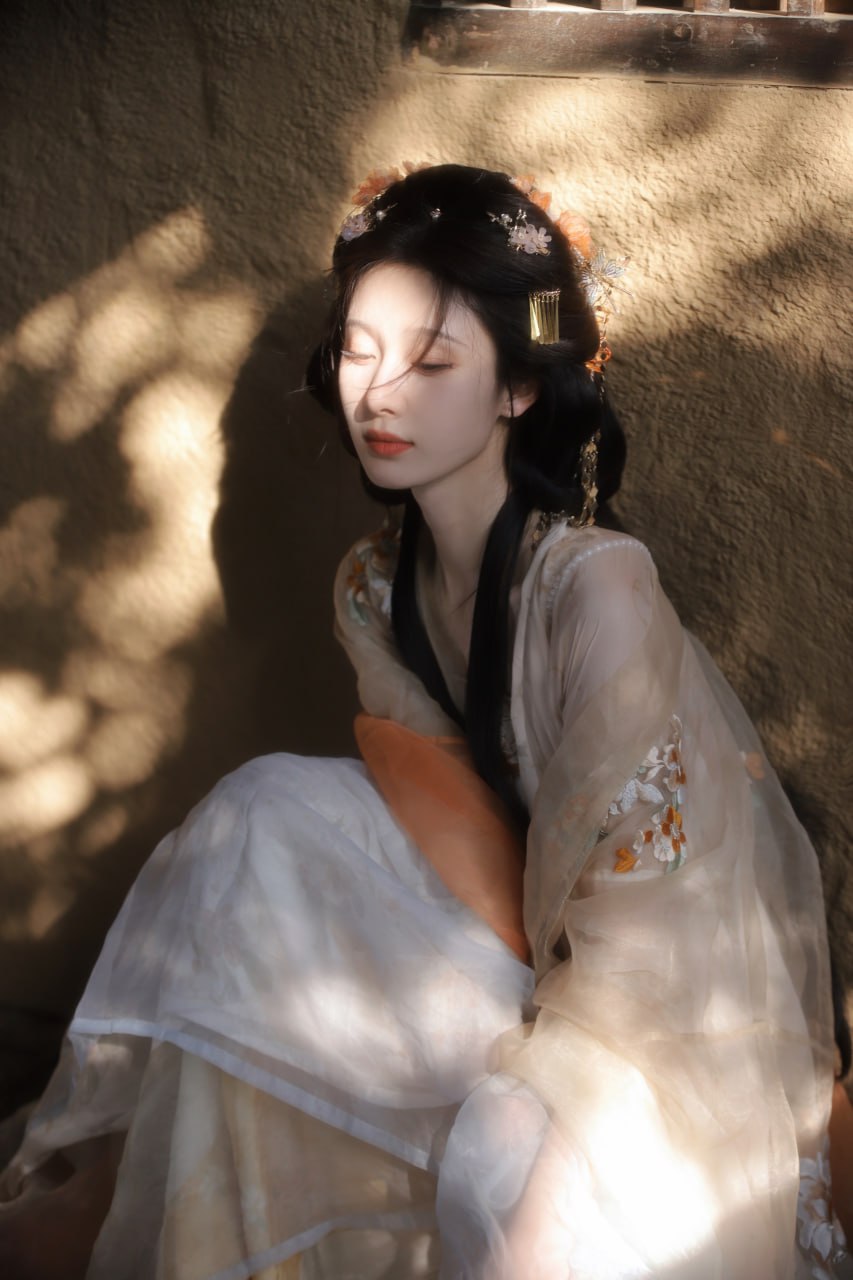 每日美图分享-少女情怀总是诗，记录青春少女最美时刻！​插图